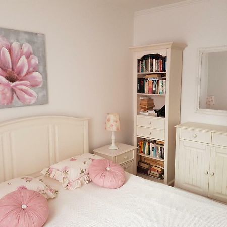 Cozy Apartment In โรวีน ภายนอก รูปภาพ