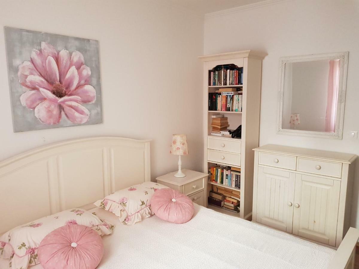 Cozy Apartment In โรวีน ภายนอก รูปภาพ