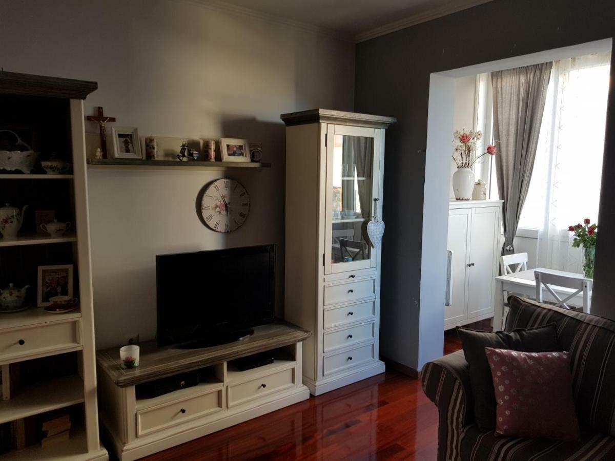 Cozy Apartment In โรวีน ภายนอก รูปภาพ